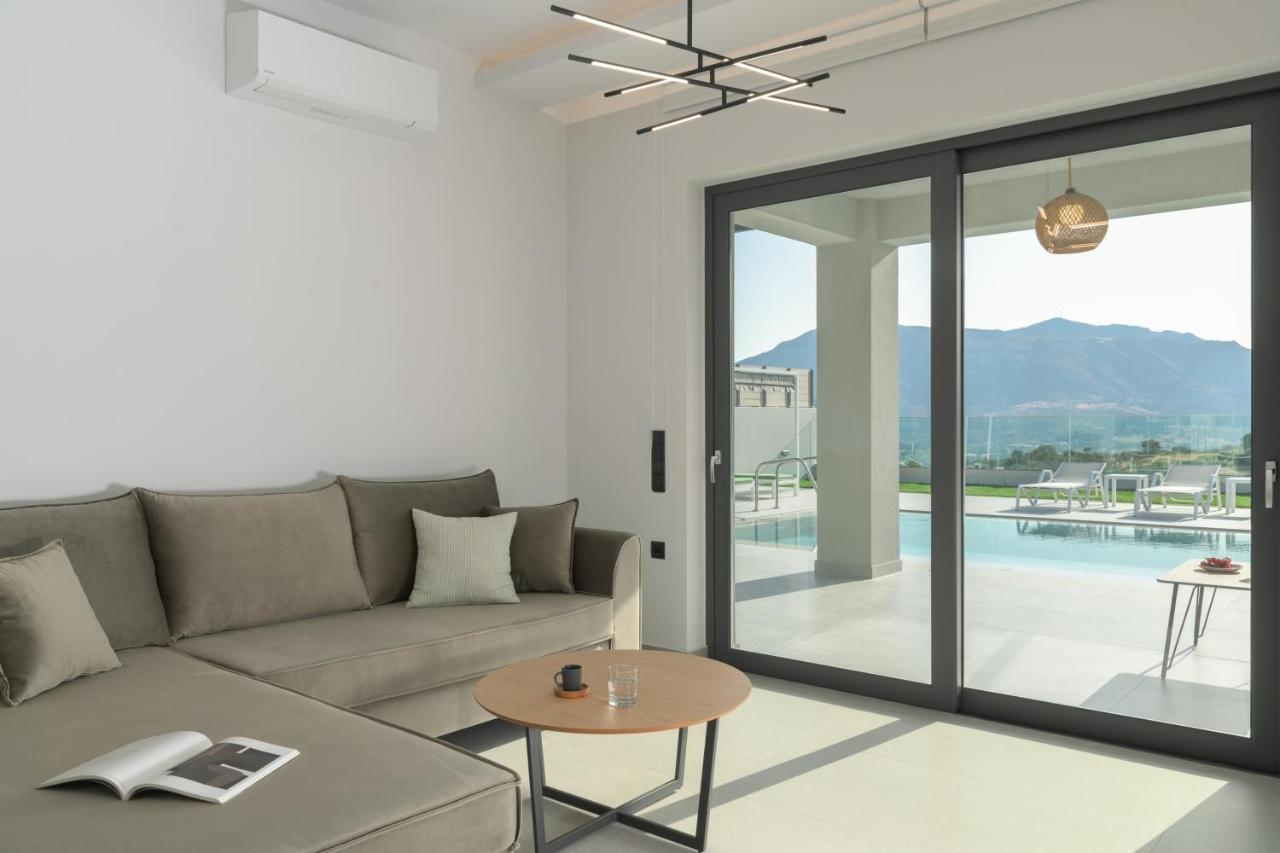 Eolides Villas , Quite Idyll Of Rural Bliss,By Thinkvilla Lambiní 外观 照片